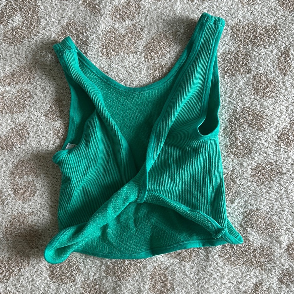 Teal/green urban tank